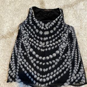 The Limited Pearl Design Tank Top